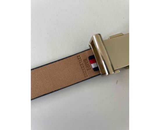 Garage Sales FARNHAM -  750