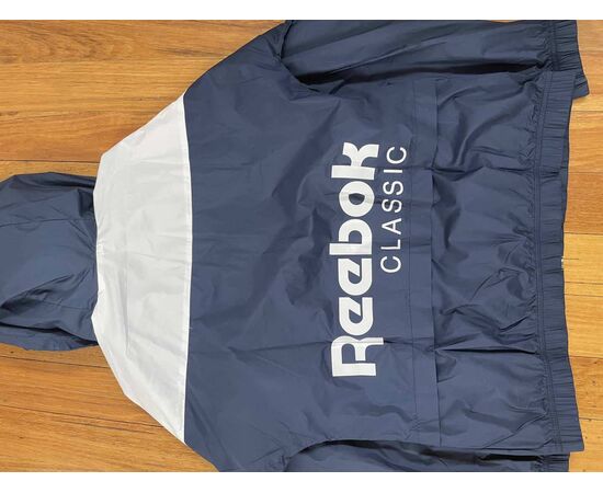 Garage Sales ESHER -  406